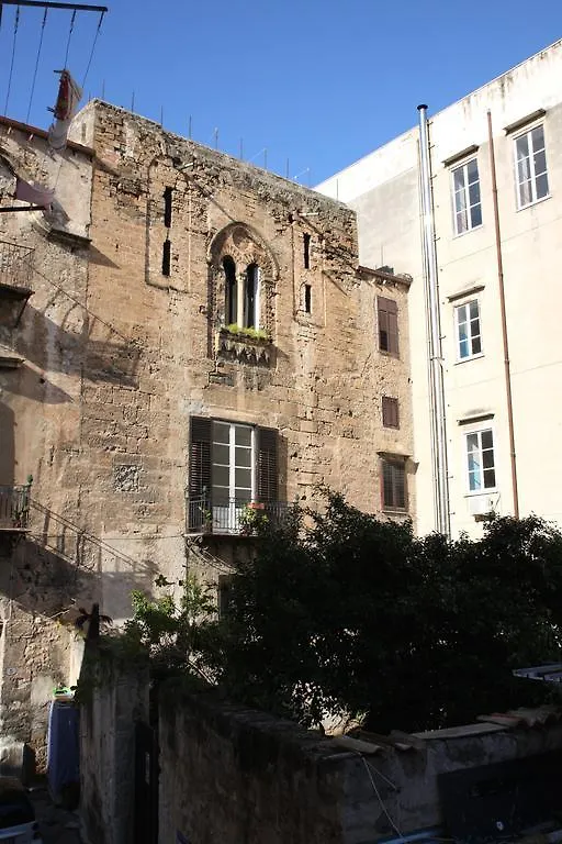 Apartment Bahlara Case Vacanza Palermo Italy